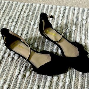 Seychelles suede leather low wedge sandals - size 7.5